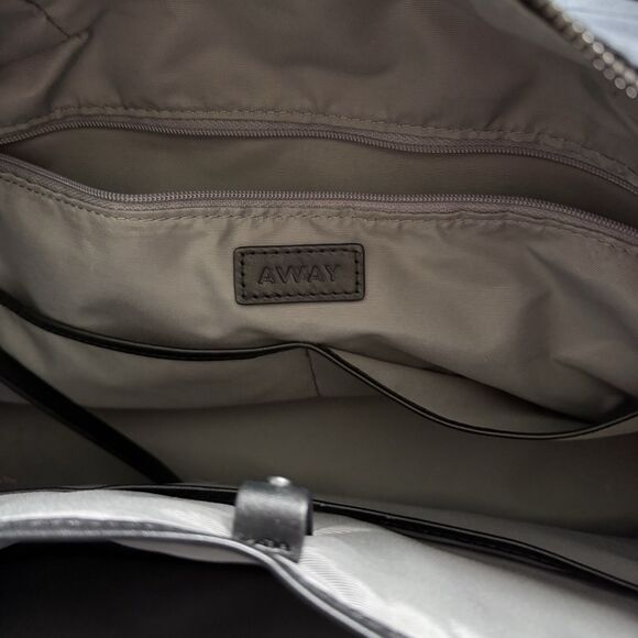 Away The Everywhere Bag Navy Blue Pockets Carry On Travel Nylon Duffle Bag - Picture 9 of 16